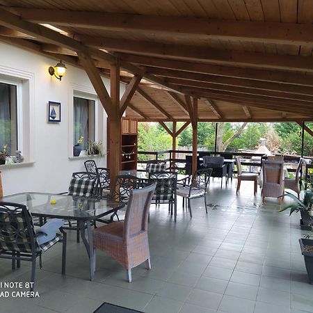 Goldschmiedt Vendeghaz Hotel Palkove Bagian luar foto