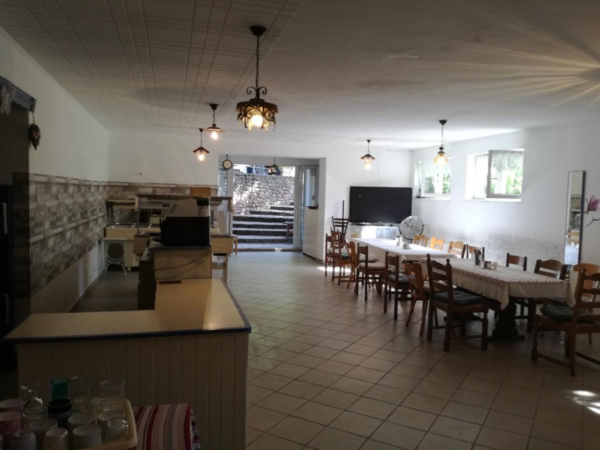 Goldschmiedt Vendeghaz Hotel Palkove Bagian luar foto